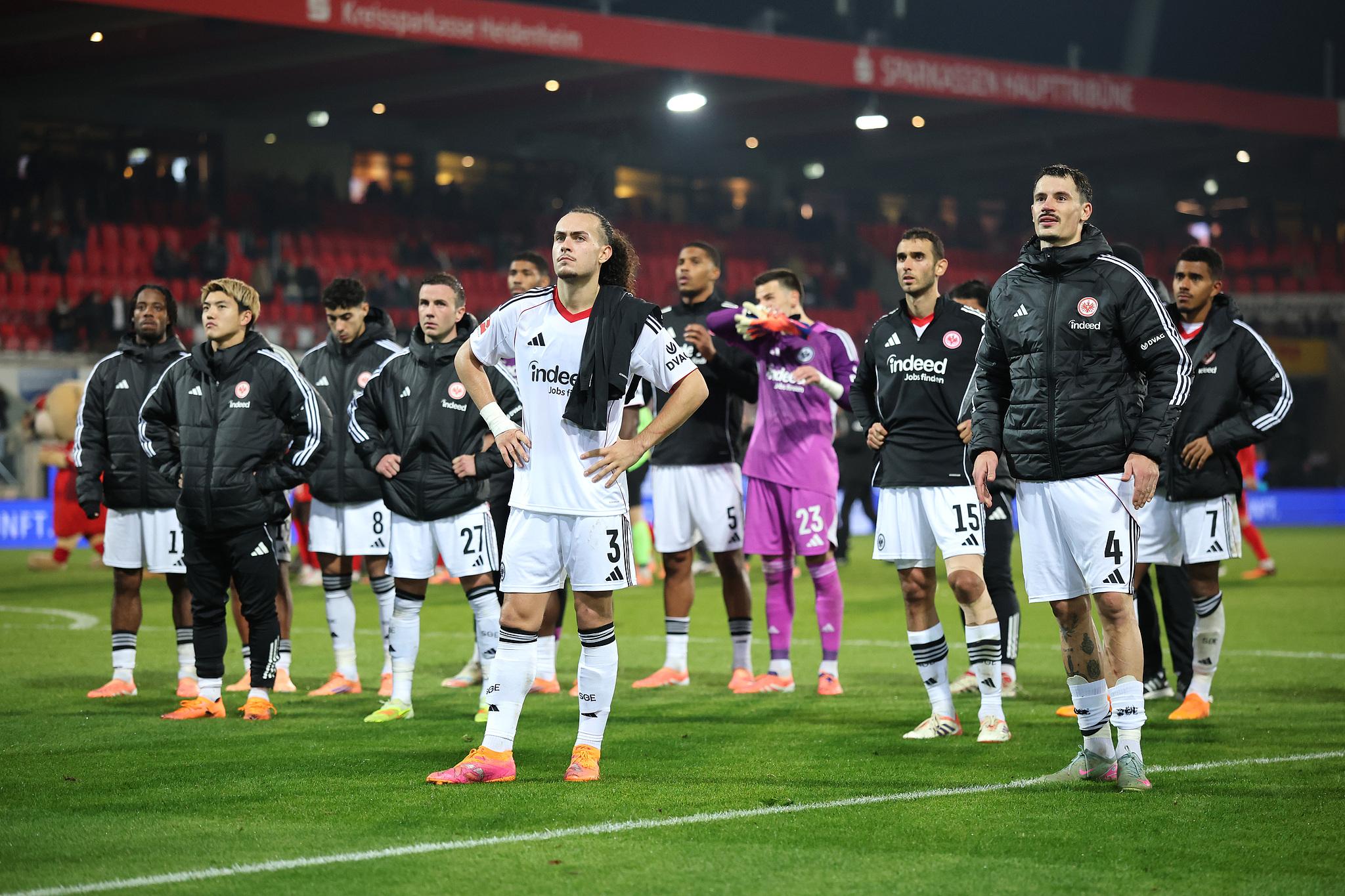 沮丧的法兰克福球员深度剖析