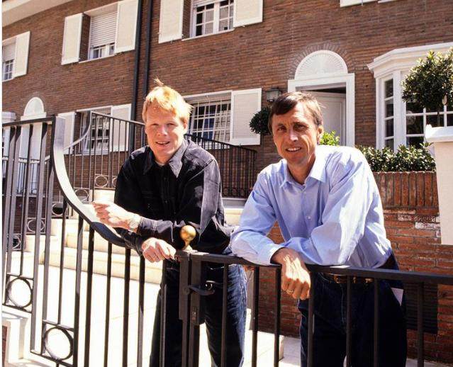 科曼留任和小克鲁伊夫回归，这是为科曼找替补吗？